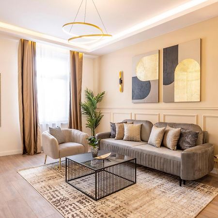 Luxury & Classy Central Apartment With 3Bedrm, 2Bathrm Будапешт Экстерьер фото